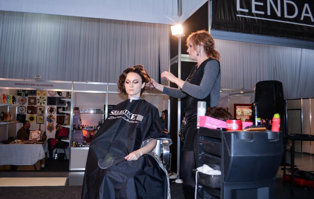 фото сессия работ парикмахера-стилиста Оксана Зенченко, визажист Наталья Кузенков, Кишинёв.